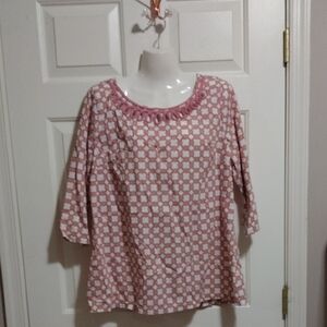 Liz Claiborne Pink and White Patterned  Women's Top Medium
